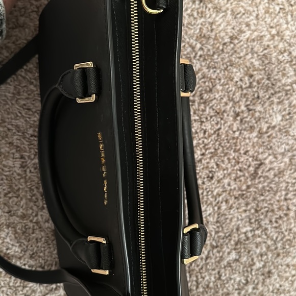 Michael Kors dark navy blue bag with detachable strap. No odors, clean inside. - Picture 11 of 11